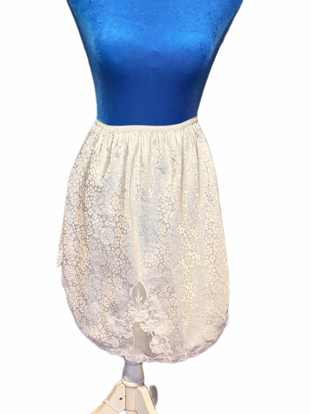 Sara Beth Vintage Cream Half Slip Floral Lace Trim & Side Slit Size Medium